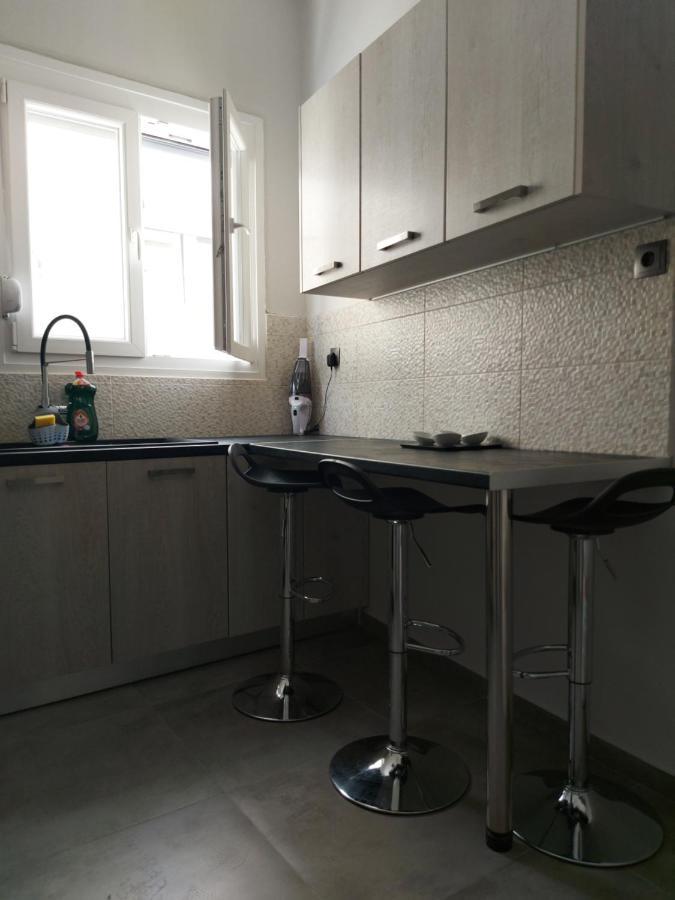 Felou'S House 1 Apartment Ermoupoli Bagian luar foto