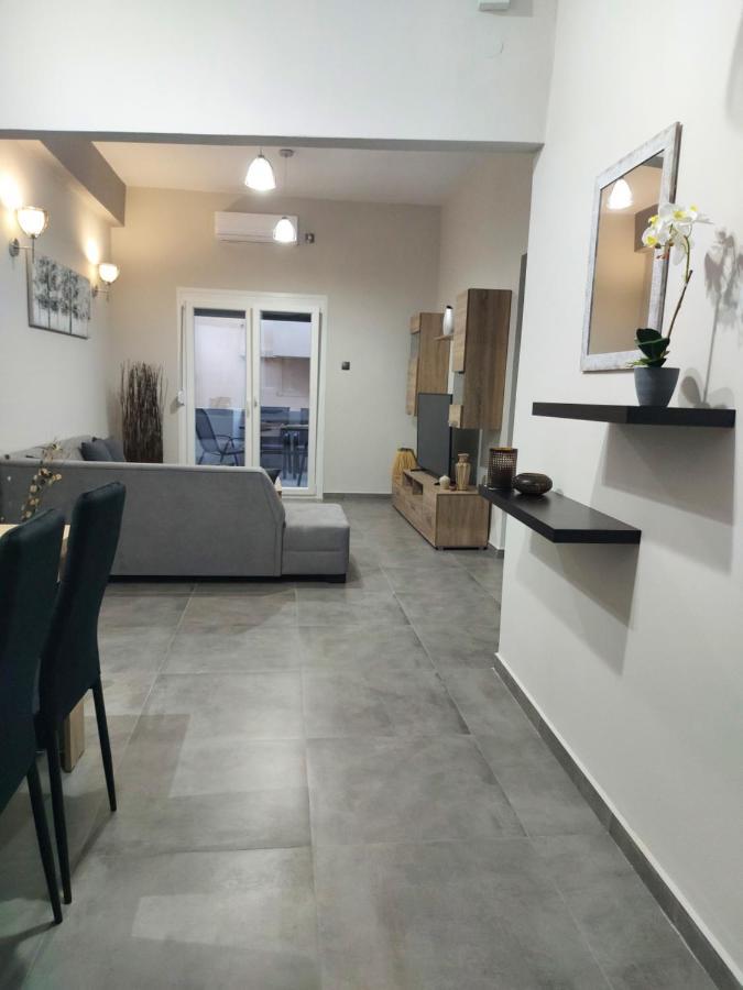 Felou'S House 1 Apartment Ermoupoli Bagian luar foto